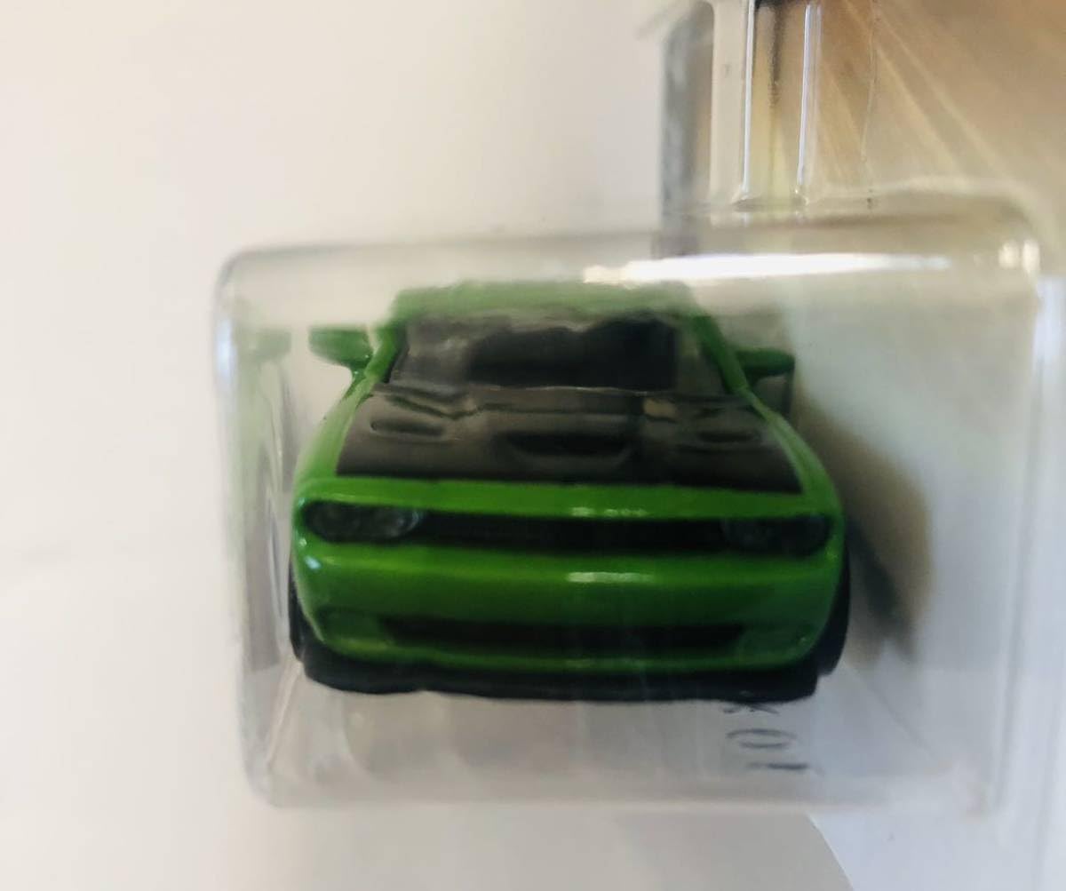 Amazon.co.jp: MAJORETTE Dodge Challenger SRT Hellcat Green GE